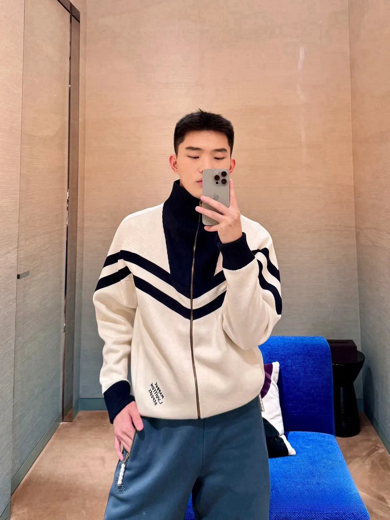 Louis Vuitton/Louis Vuitton 24Fw stand collar striped contrast zipper knitted jacket